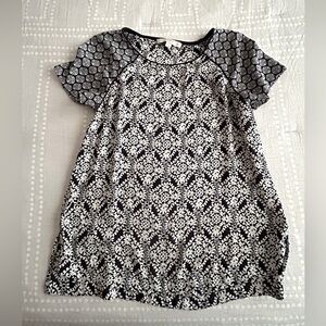 LOFT Navy & Cream Patterned Top - Sz S - GUC